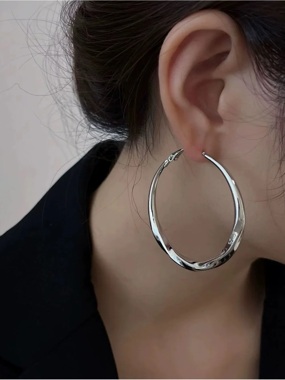 ***High Quality Classic Gold Twist Hoop Earrings